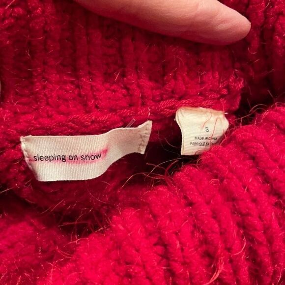 Anthropologie sleeping on snow red Torridon chunky cable eyelash knit sweater S - Picture 12 of 12